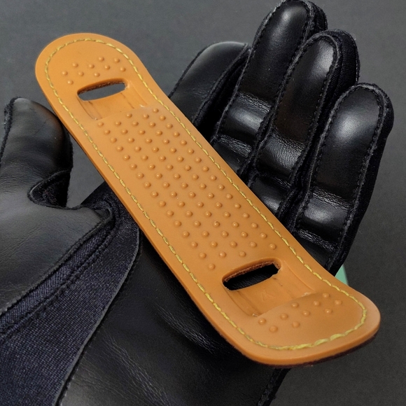 Authentic Louis Vuitton Shoulder Strap Pad #01 - Picture 5 of 8